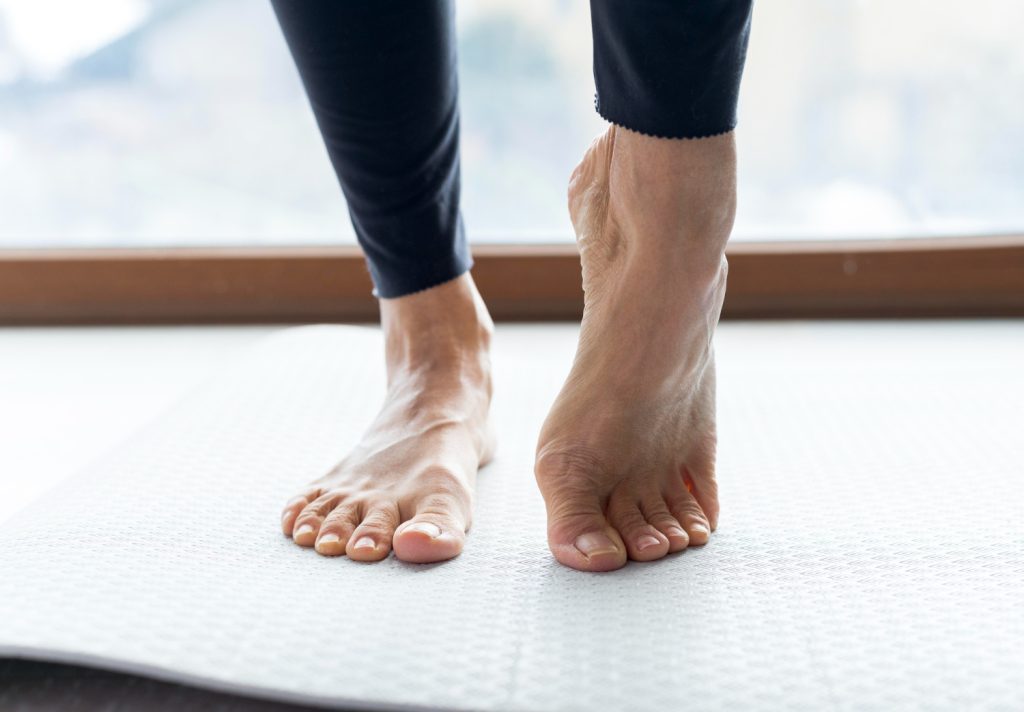 Flat Feet Causes & Symptoms