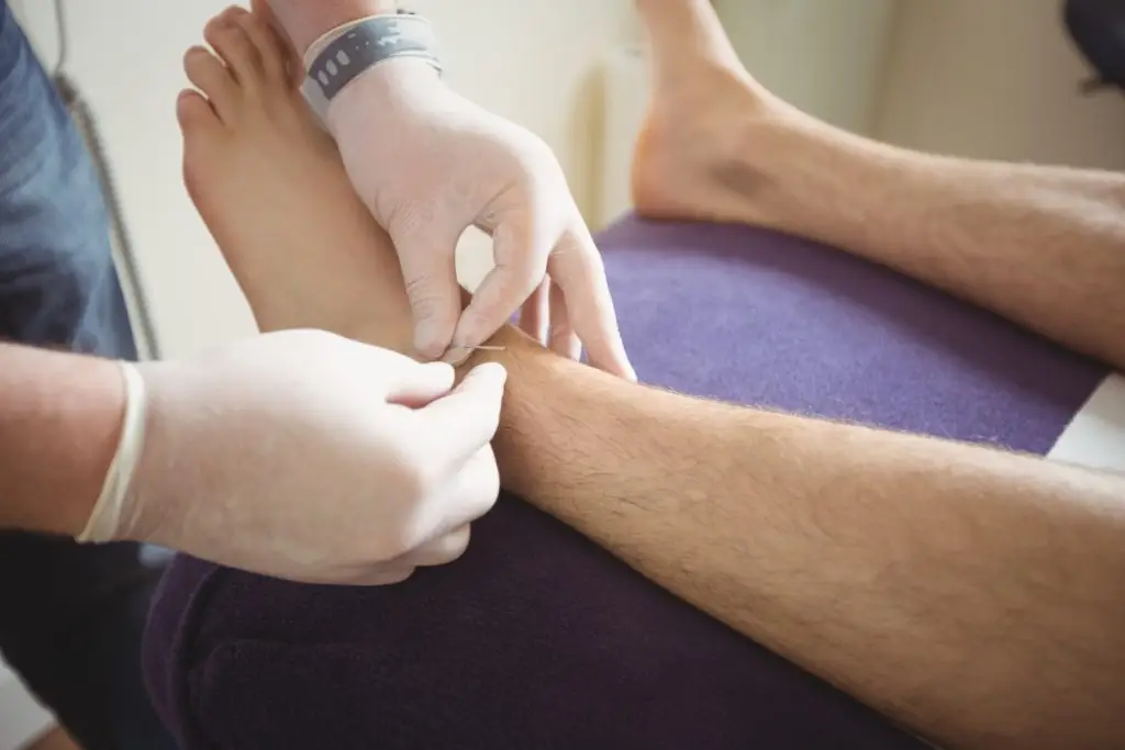 Understand the Common Diabetic Foot Problems Before It's Too Late